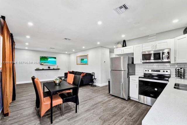 1324 NE 151st St , Unit 1324, North Miami Beach, FL 33162 Photo