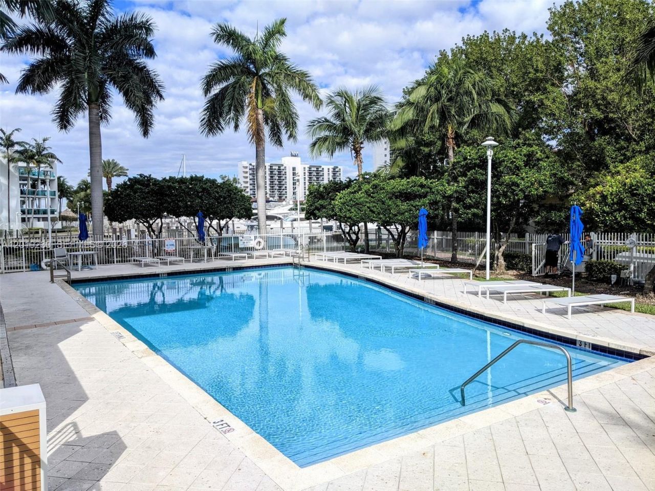 7910 Harbor Island Dr , Unit 504, North Bay Village, FL 33141 Photo