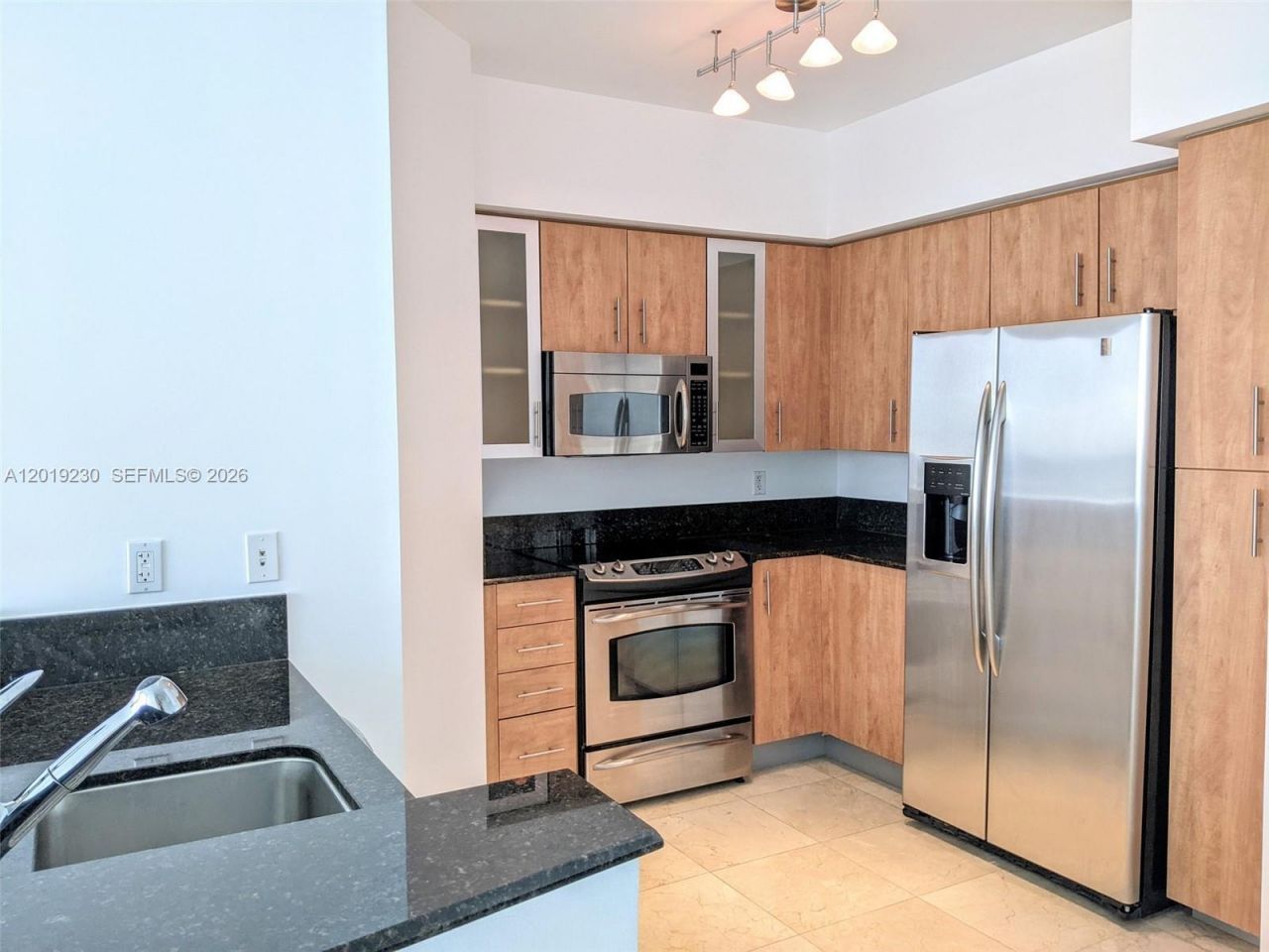 7910 Harbor Island Dr , Unit 504, North Bay Village, FL 33141 Photo