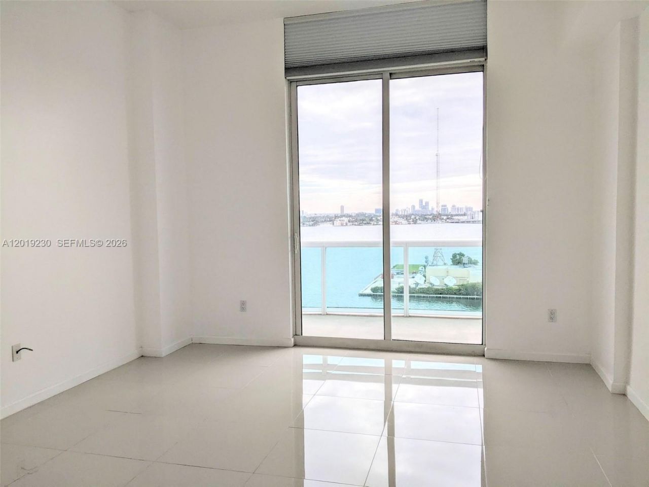 7910 Harbor Island Dr , Unit 504, North Bay Village, FL 33141 Photo