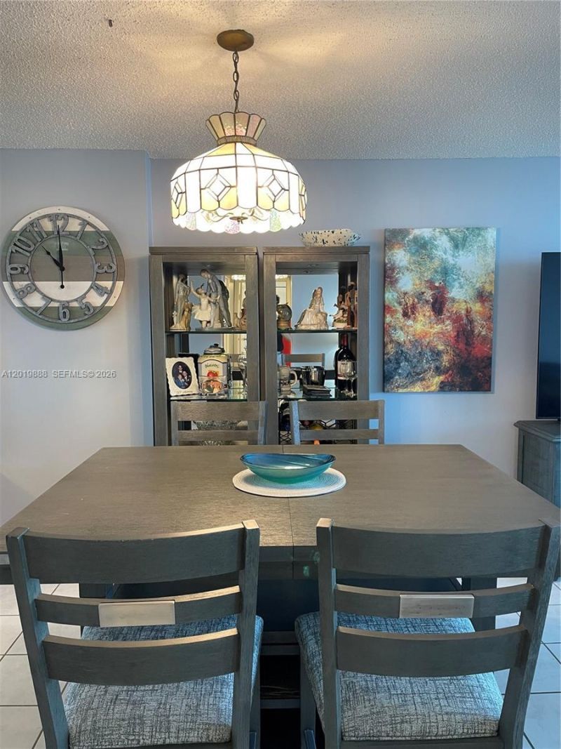 2655 Collins Ave , Unit 1907, Miami Beach, FL 33140 Photo
