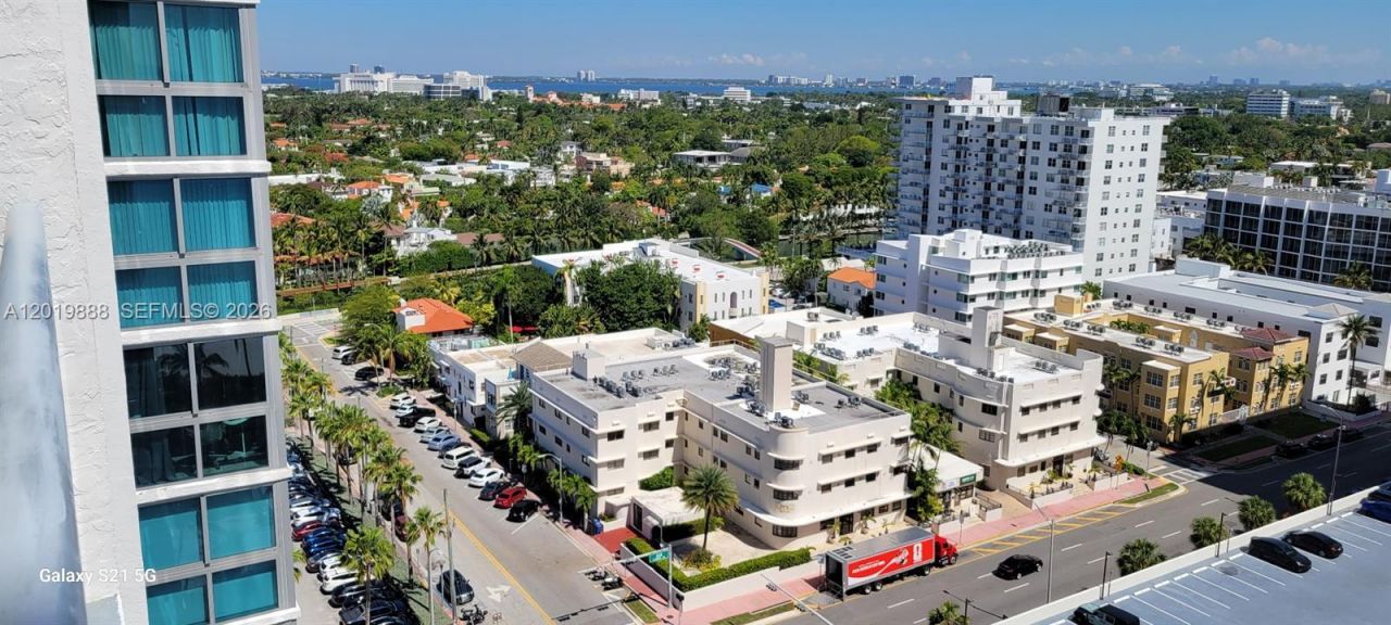 2655 Collins Ave , Unit 1907, Miami Beach, FL 33140 Photo
