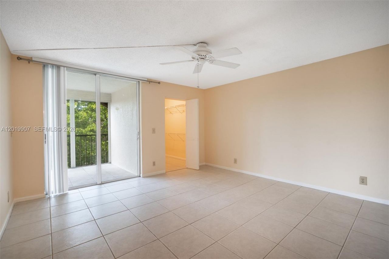 260 NW 76th Ave , Unit 404, Margate, FL 33063 Photo