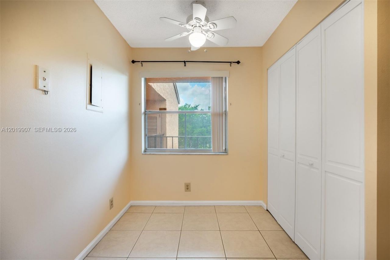260 NW 76th Ave , Unit 404, Margate, FL 33063 Photo