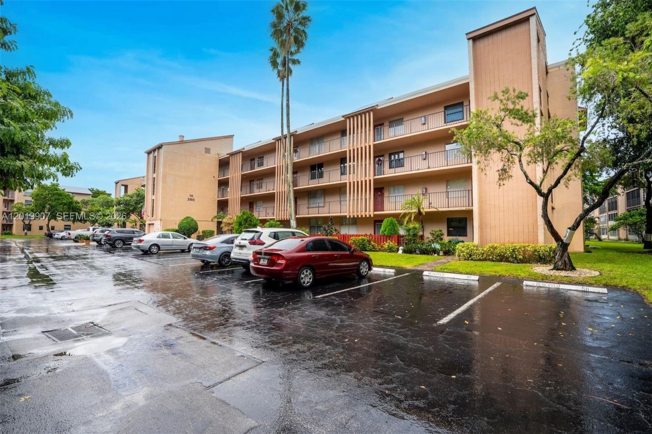 260 NW 76th Ave , Unit 404, Margate, FL 33063 Photo