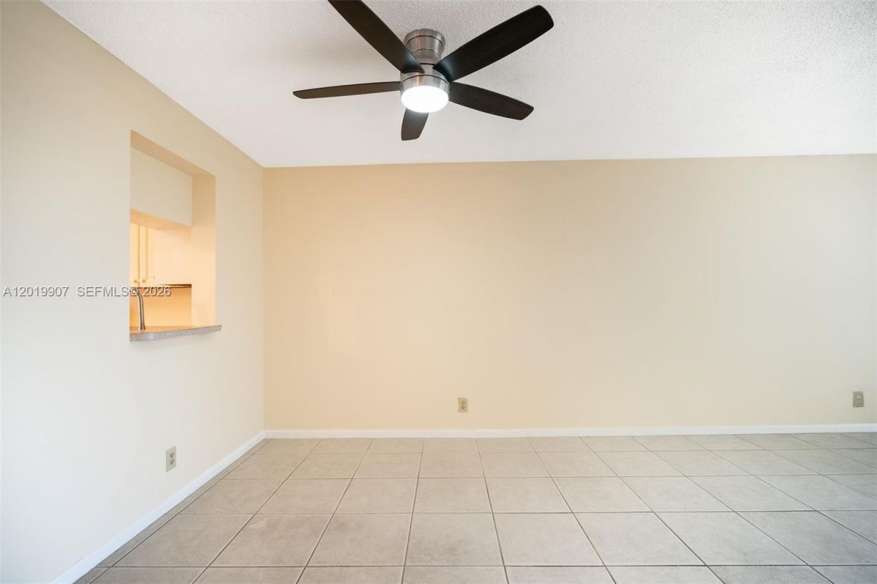 260 NW 76th Ave , Unit 404, Margate, FL 33063 Photo