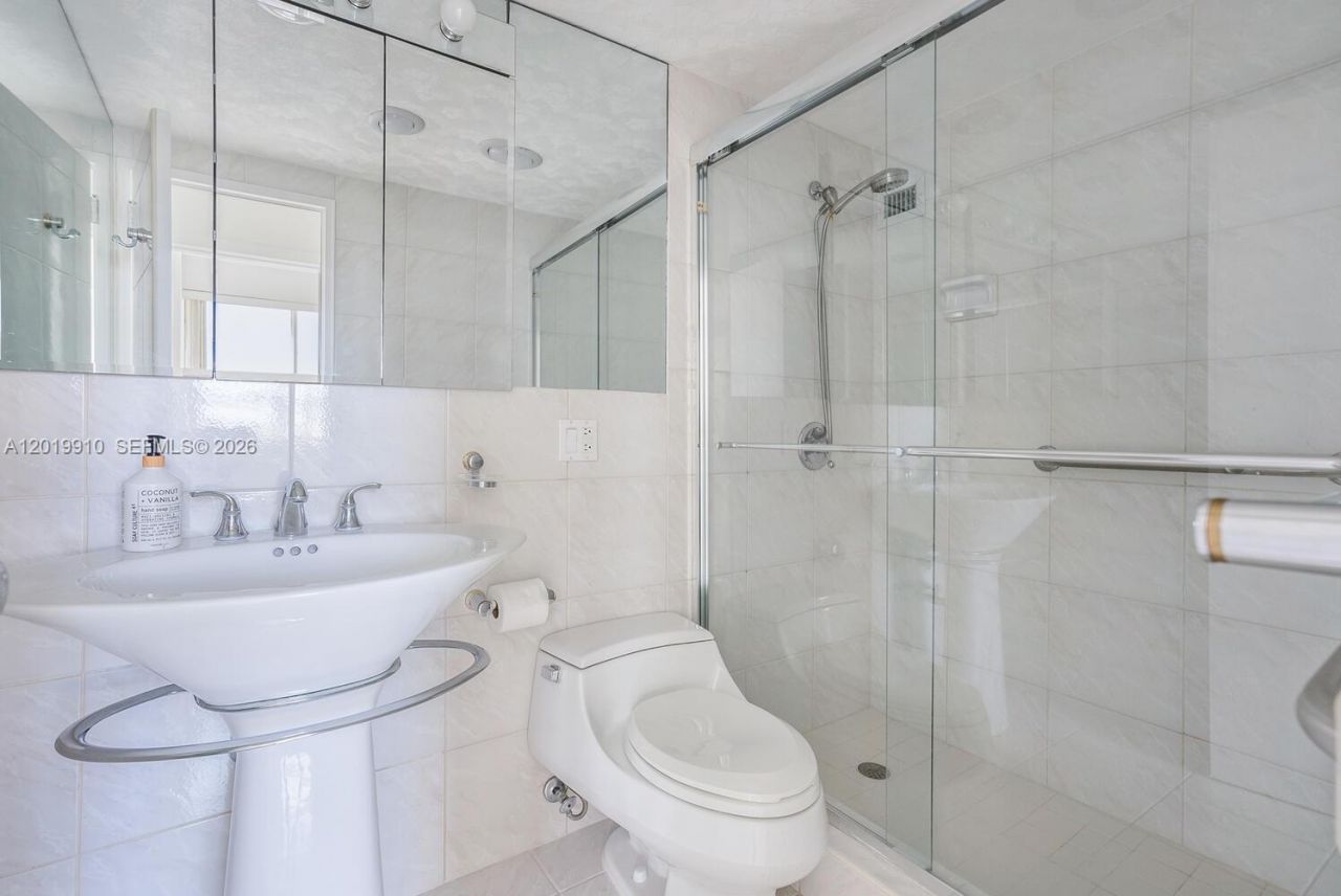 10185 Collins Ave, Unit PH08, Bal Harbour, FL 33154 Photo