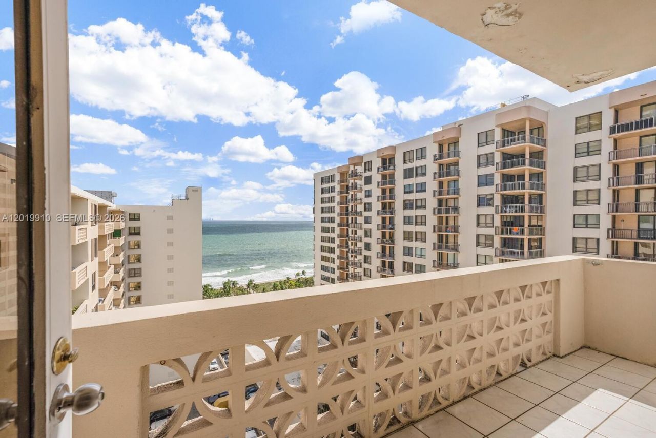10185 Collins Ave, Unit PH08, Bal Harbour, FL 33154 Photo