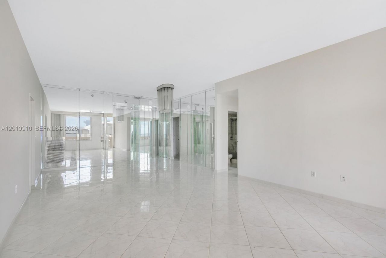10185 Collins Ave, Unit PH08, Bal Harbour, FL 33154 Photo