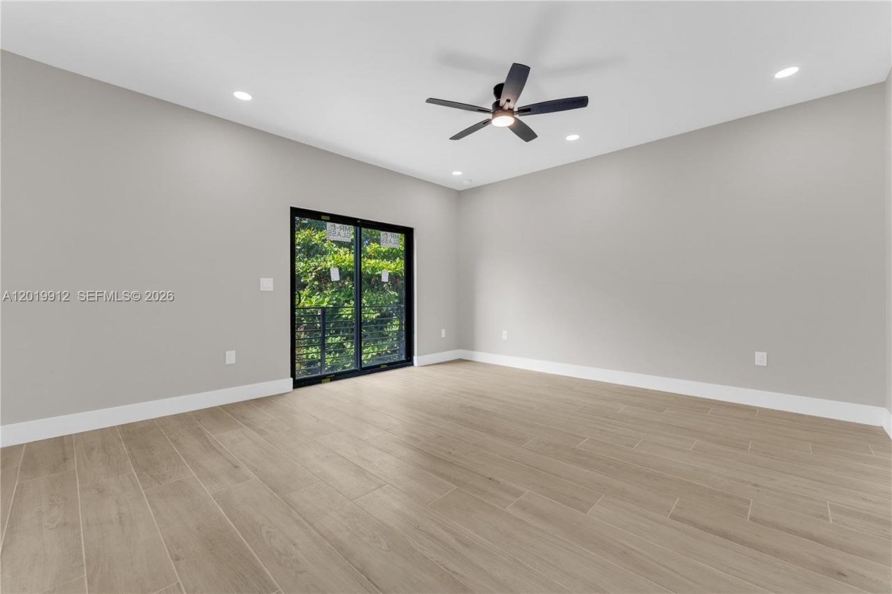 1818 NW 49 St., Miami, FL 33142 Photo