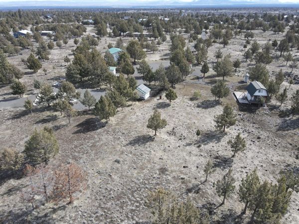 5630 SW Knoll Drive, Culver, OR 97734