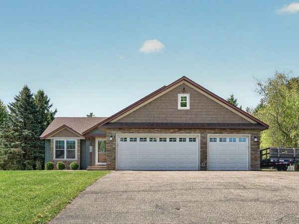 9325 Andrea Drive, Woodbury, MN 55125