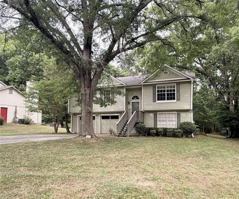 1404 Chelsea Downs Lane, Conyers, GA 30013 Main Photo
