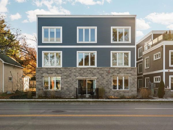 922 Front Street E, Traverse City, MI 49684