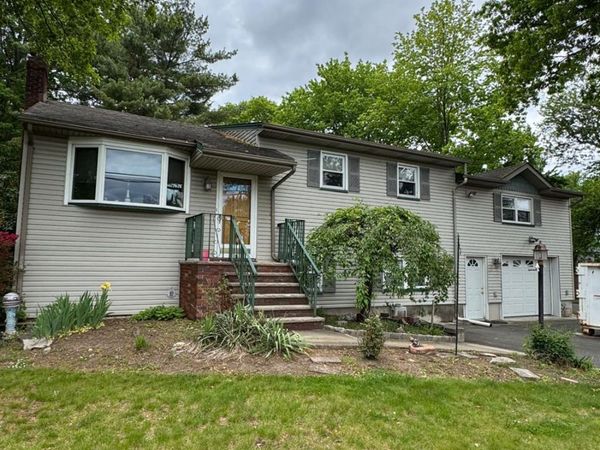 205 Fleet Avenue , Edison, NJ 08820