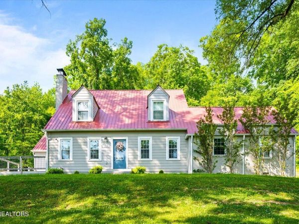 710 S Tennessee Ave, LaFollette, TN 37766