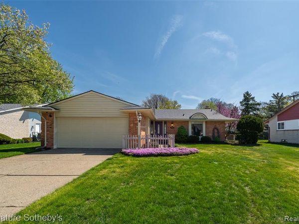 14188 Ramblewood Street, Livonia, MI 48154