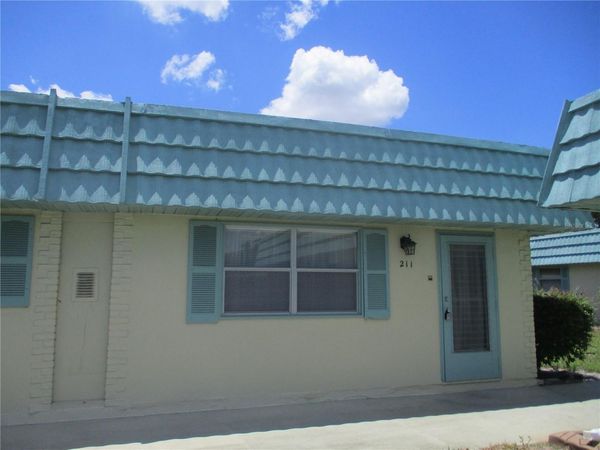 101 CAMBRIDGE TRAIL, Unit 211, SUN CITY CENTER, FL 33573