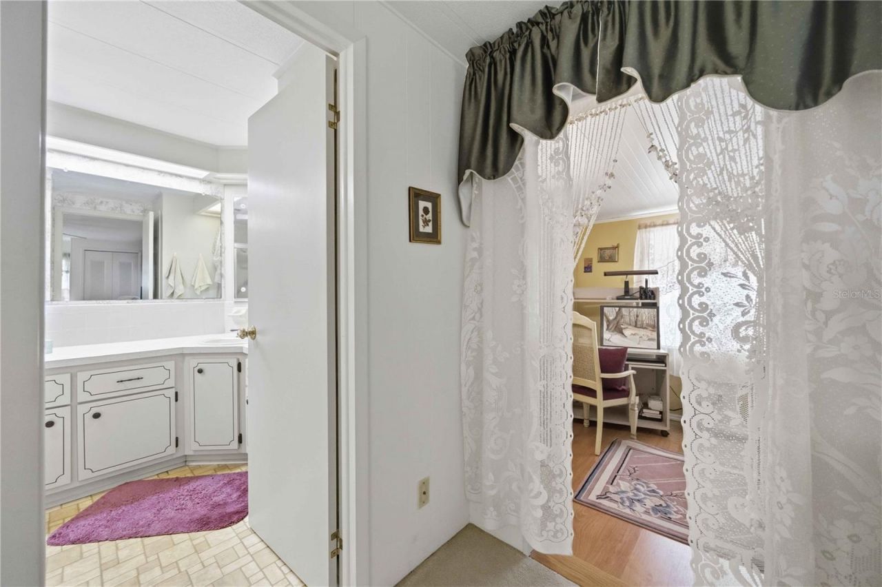 16 S Granada Plaza, Englewood, FL 34223 Photo
