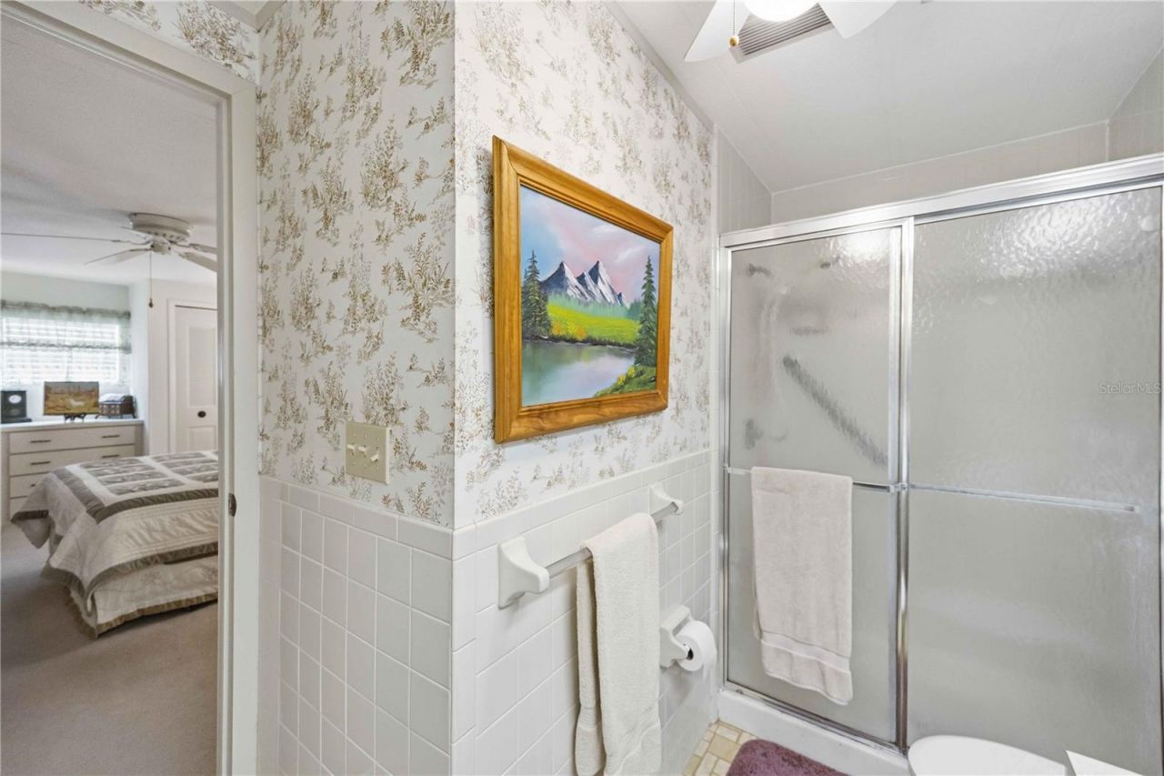 16 S Granada Plaza, Englewood, FL 34223 Photo