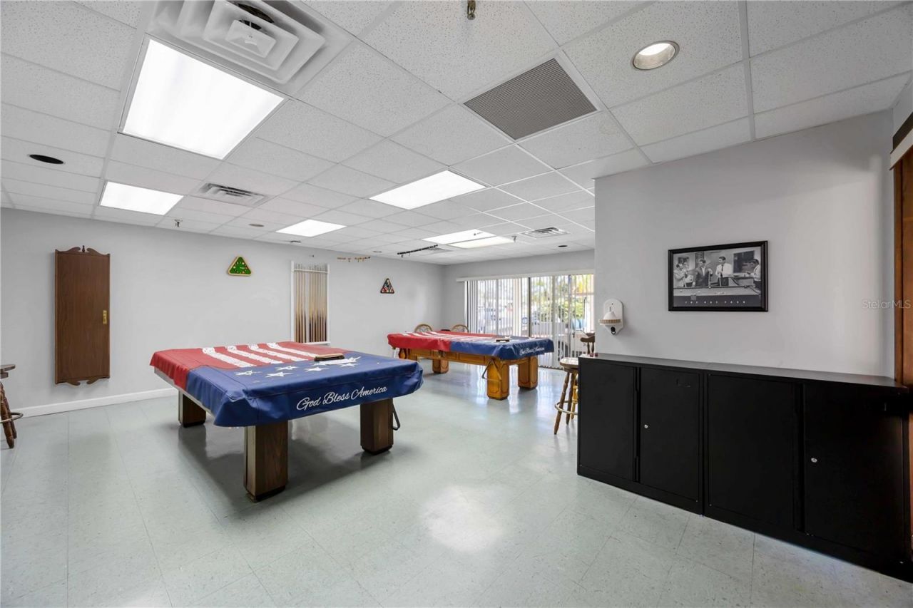 16 S Granada Plaza, Englewood, FL 34223 Photo