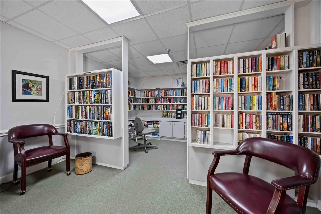 16 S Granada Plaza, Englewood, FL 34223 Photo