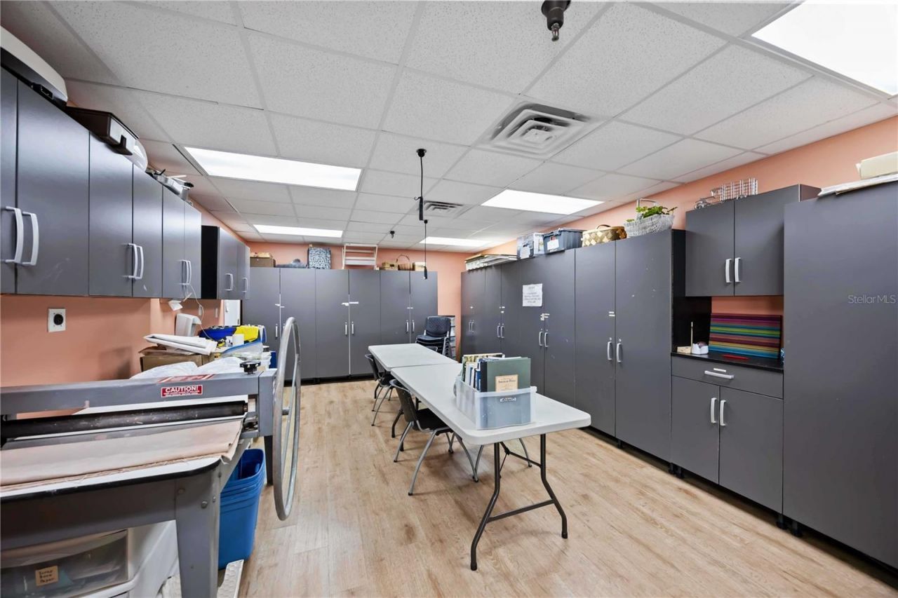 16 S Granada Plaza, Englewood, FL 34223 Photo