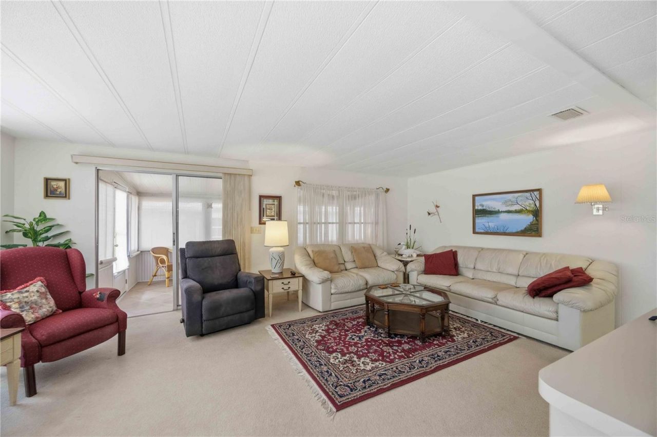16 S Granada Plaza, Englewood, FL 34223 Photo