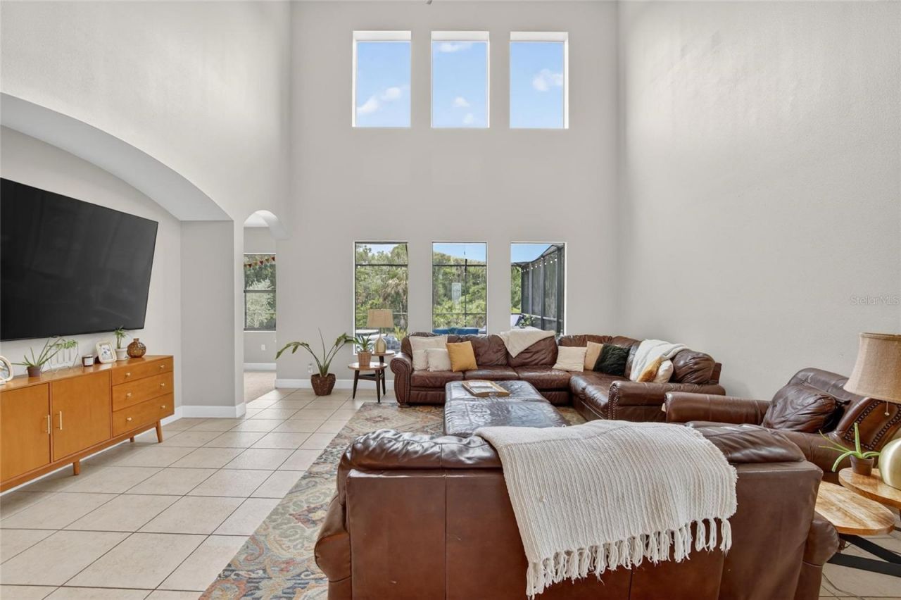 7959 Hampton Lake Drive, Tampa, FL 33647 Photo