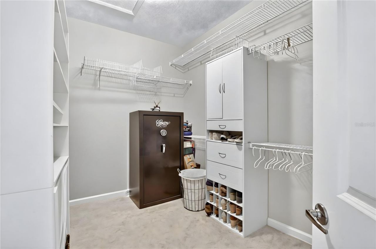 7959 Hampton Lake Drive, Tampa, FL 33647 Photo