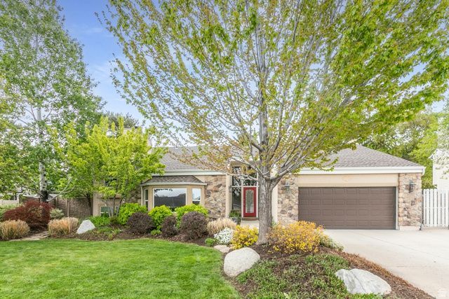 10183 S Hickory Point Dr, Sandy, UT 84092 Main Photo