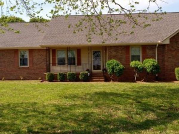 3168 Maxey Rd , Cedar Hill, TN 37032
