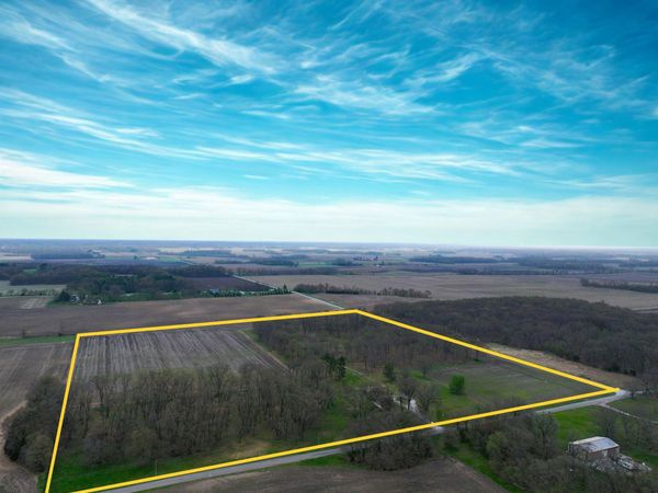 5110 W 400 North, Winamac, IN 46996