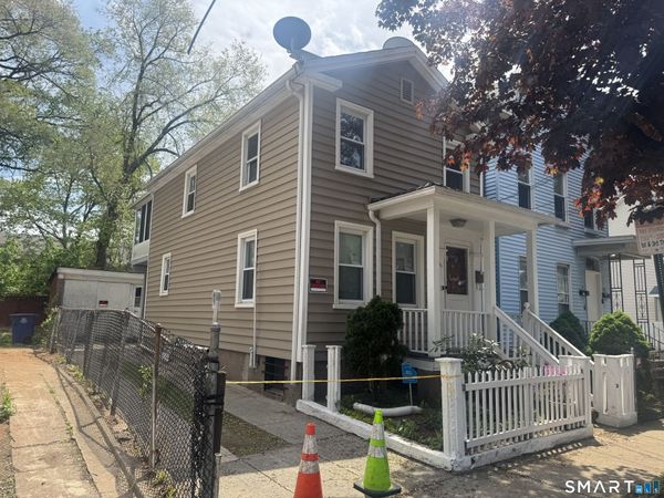 54 Ann , New Haven, CT 06519