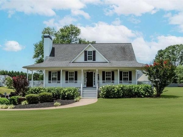 6230 Dana Way , Cumming, GA 30040