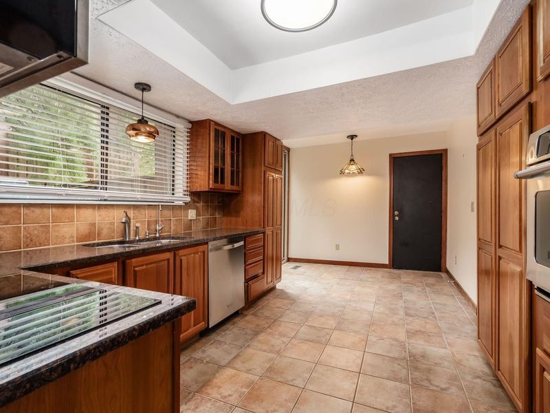 4816 Crazy Horse Lane , Unit 4, Westerville, OH 43081 Photo 16