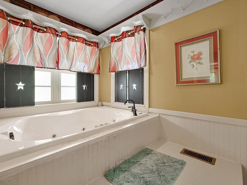 279 Poes Run Road, Londonderry, OH 45647 Photo 21