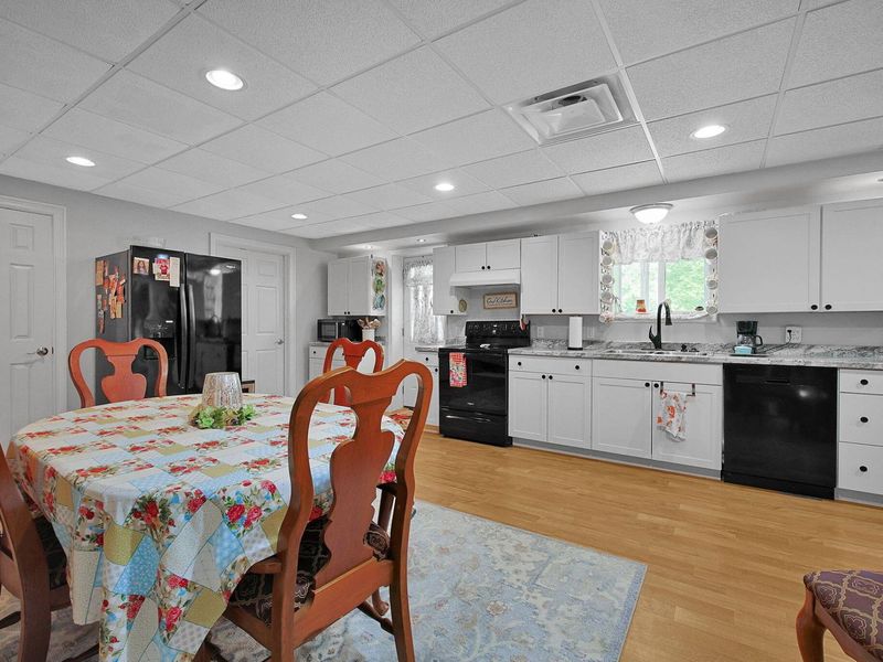 279 Poes Run Road, Londonderry, OH 45647 Photo 41