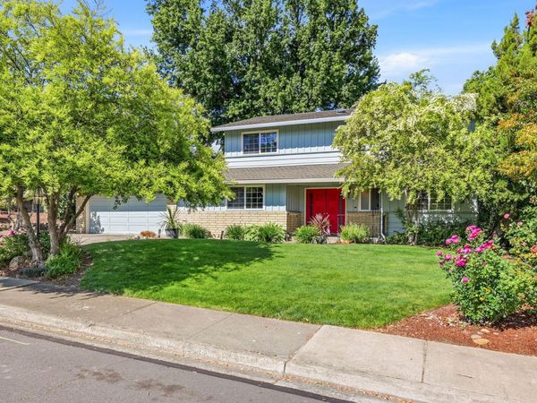 533 N Wexford Circle, Medford, OR 97504