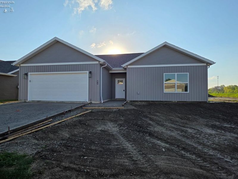 473 Myah Drive, Fremont, OH 43420 Photo 1