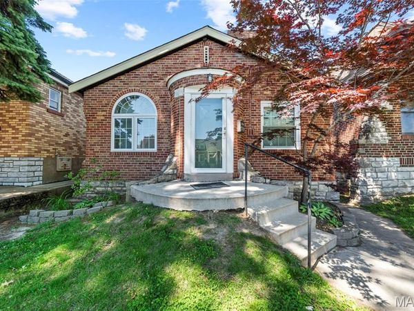 5709 Walsh Street , St Louis, MO 63109