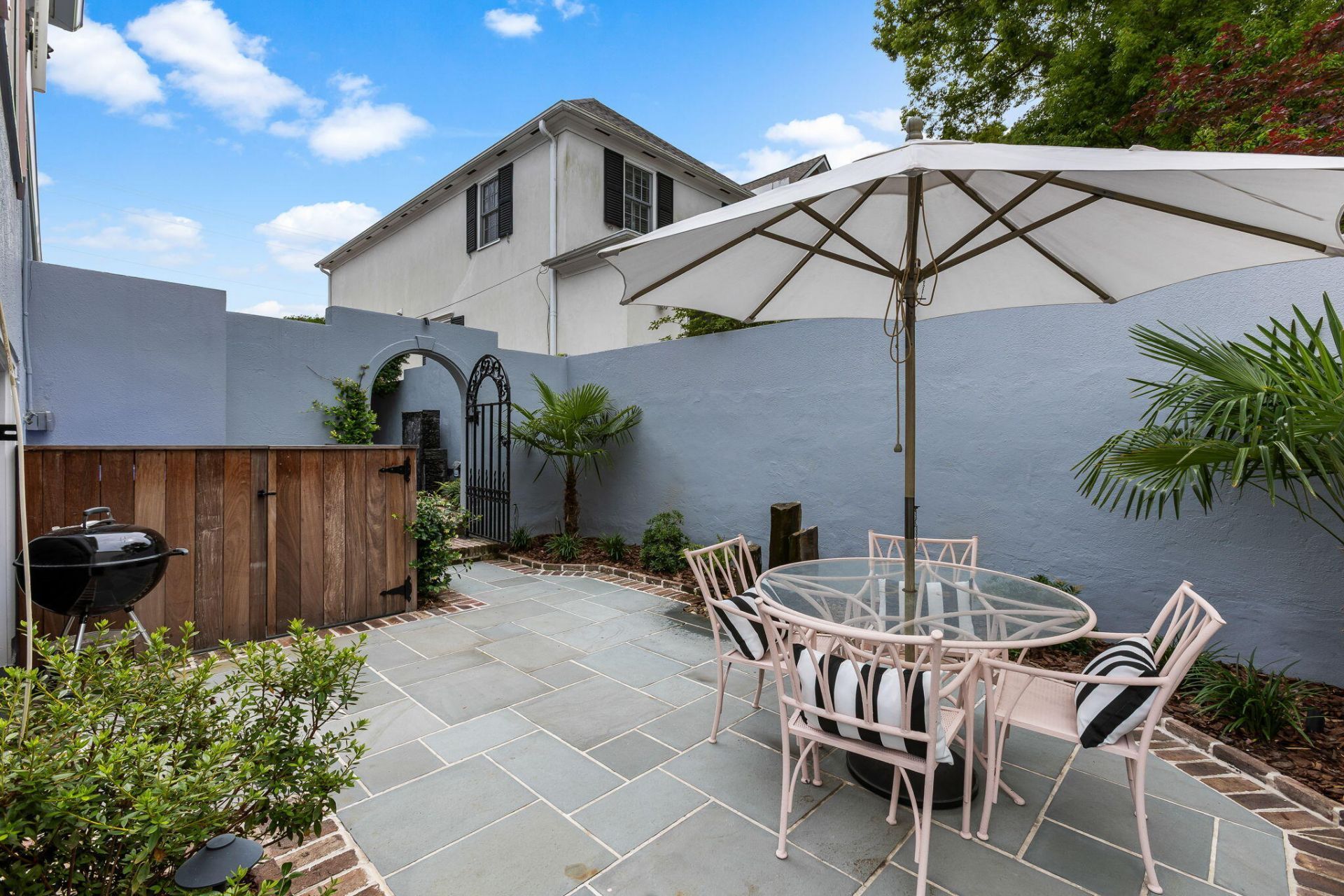 17 Ashley Avenue Photo 30