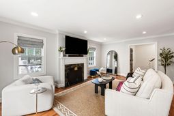 17 Ashley Avenue photo 4