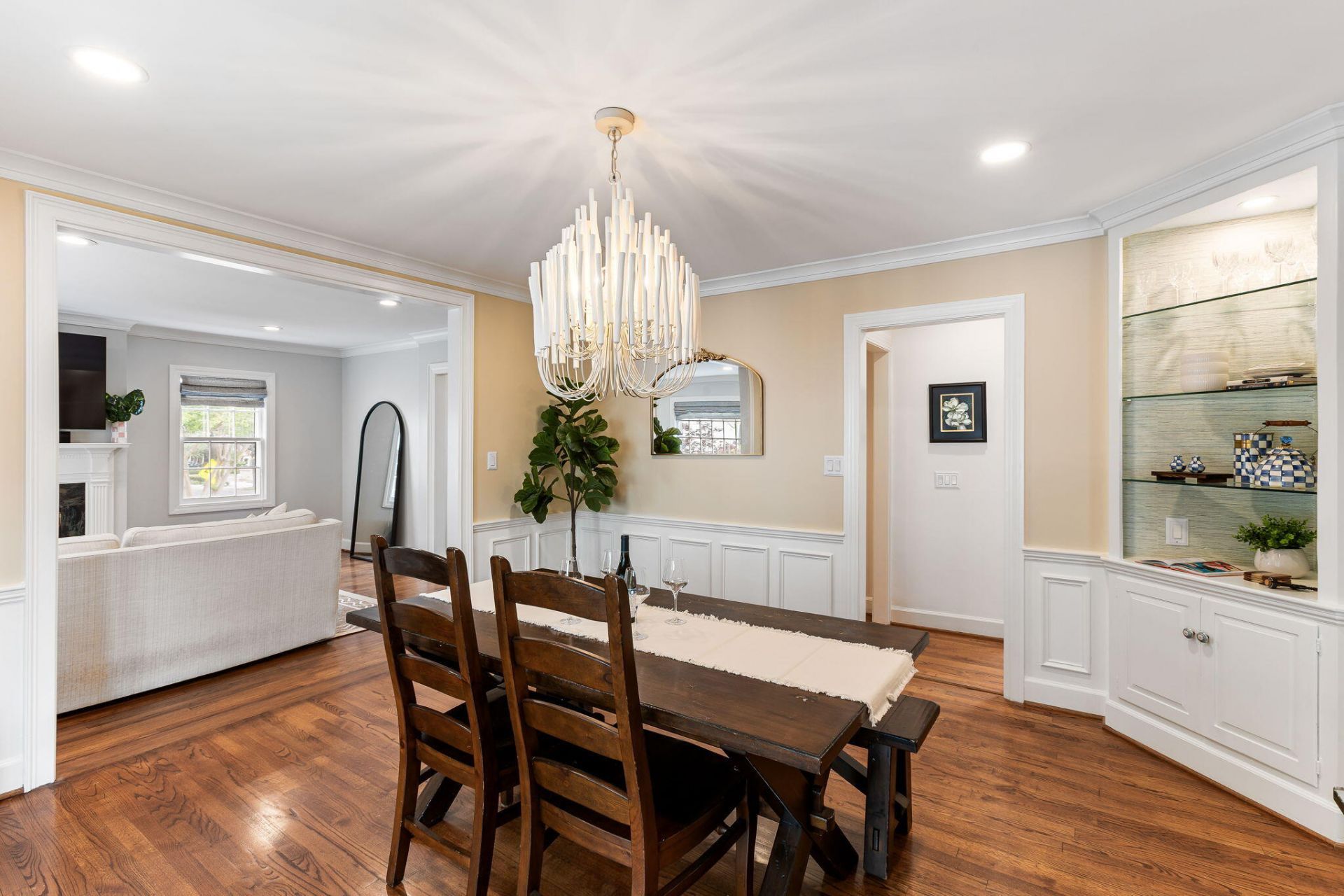 17 Ashley Avenue Photo 8