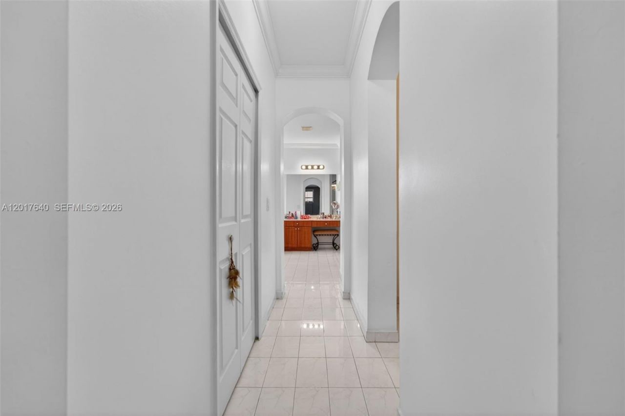 2631 SW 153rd Path , Miami, FL 33185 Photo