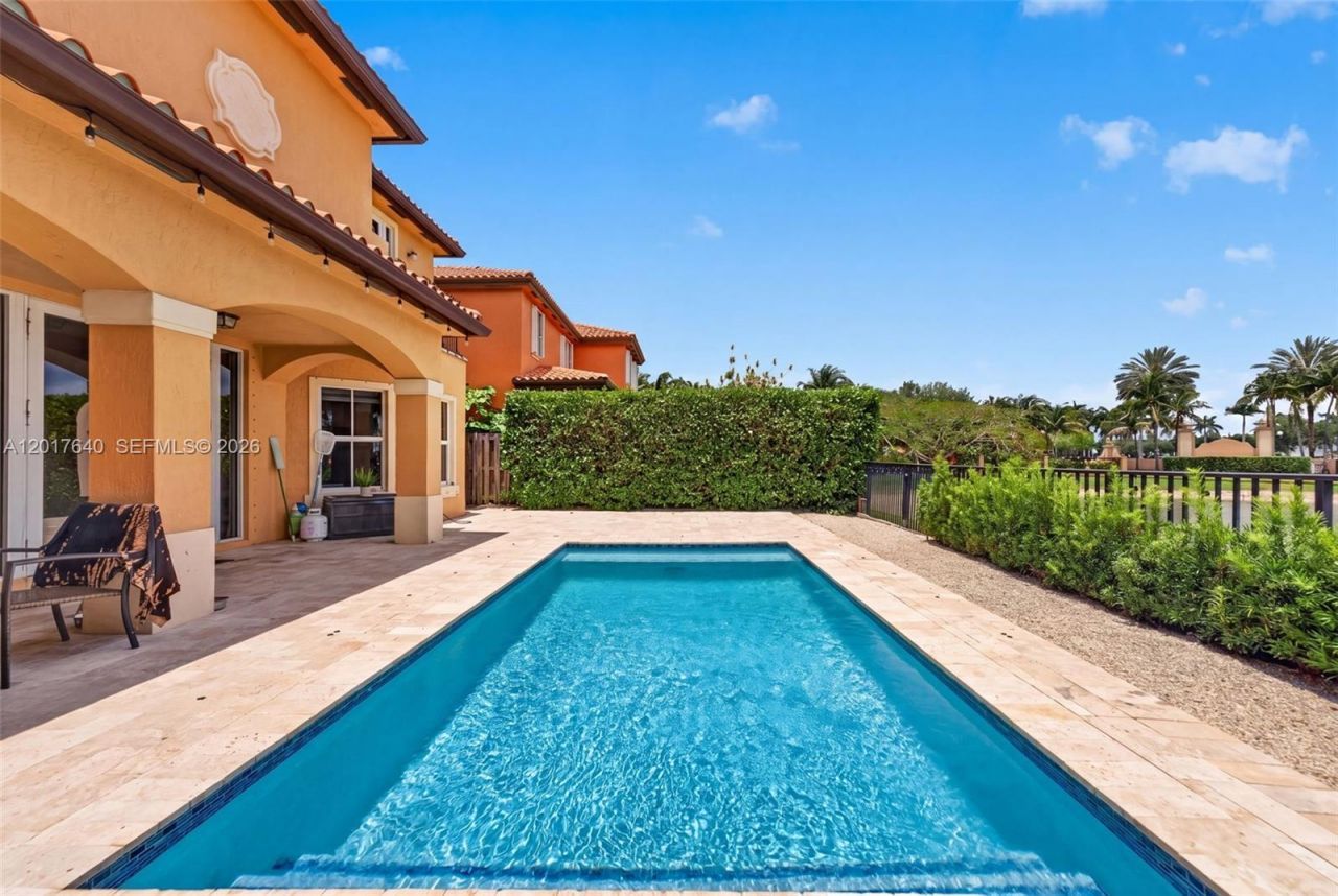 2631 SW 153rd Path , Miami, FL 33185 Photo