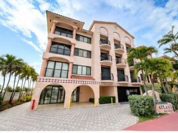 8816 Collins Ave, Unit 206, Surfside, FL 33154