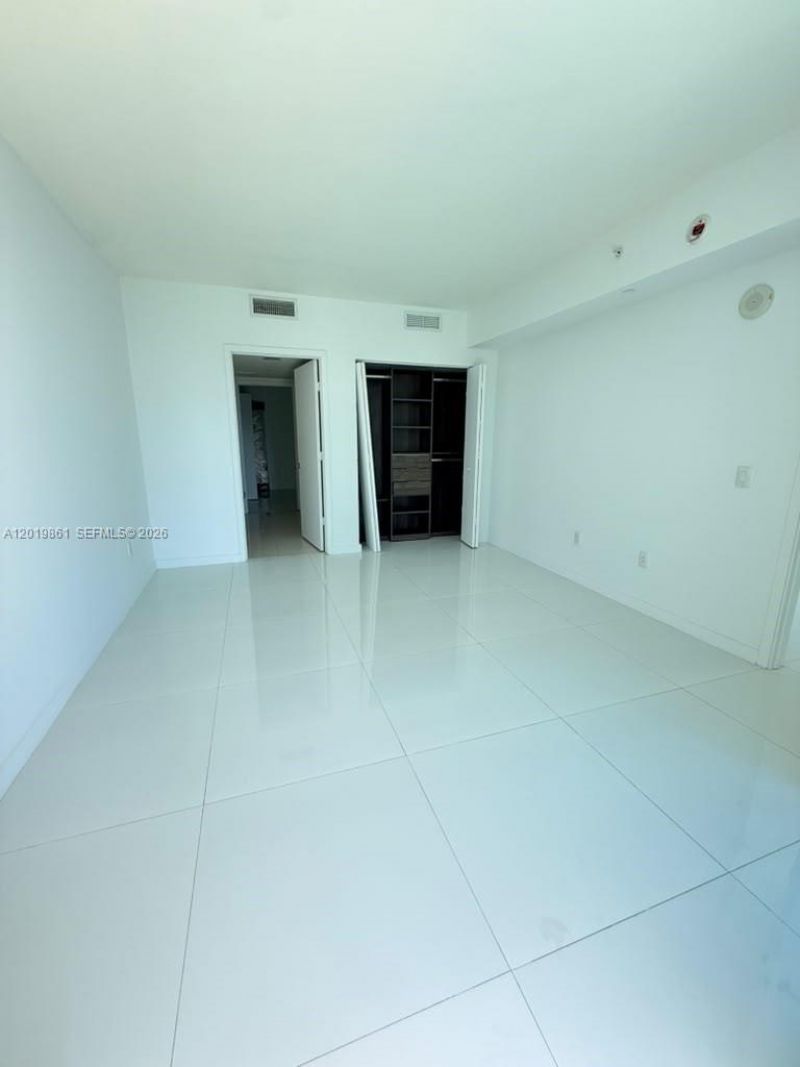 1100 S Miami Av, Unit 3302, Miami, FL 33130 Photo