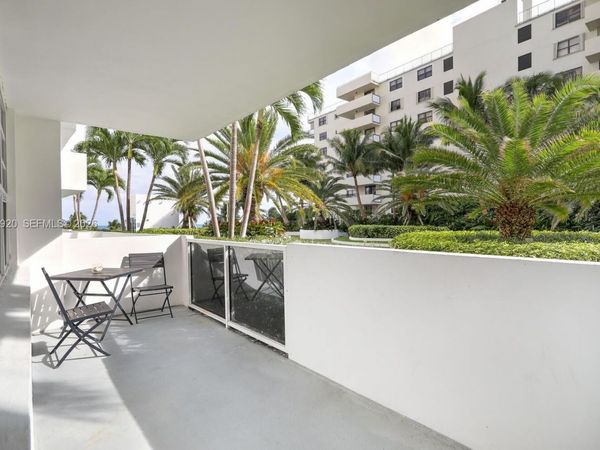 100 Lincoln Rd , Unit 330, Miami Beach, FL 33139