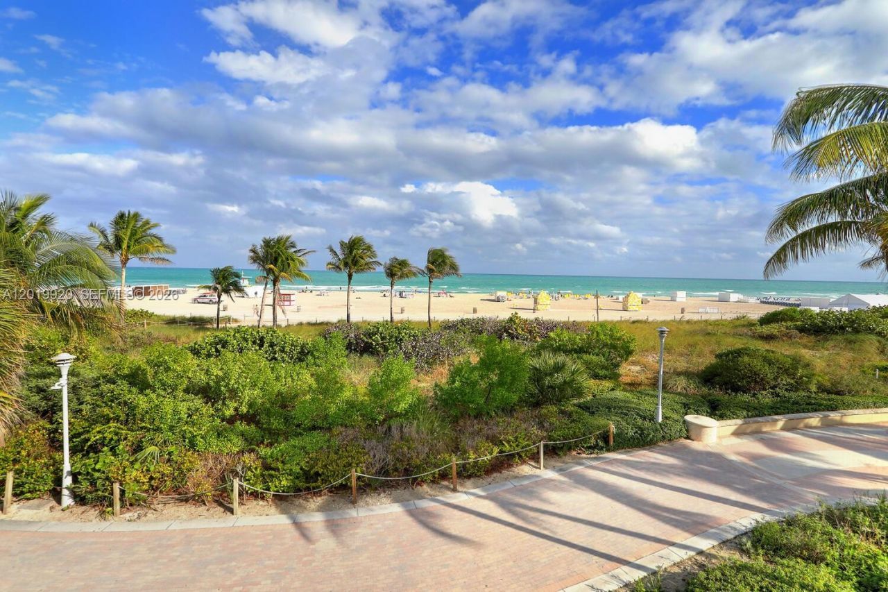 100 Lincoln Rd , Unit 330, Miami Beach, FL 33139 Photo